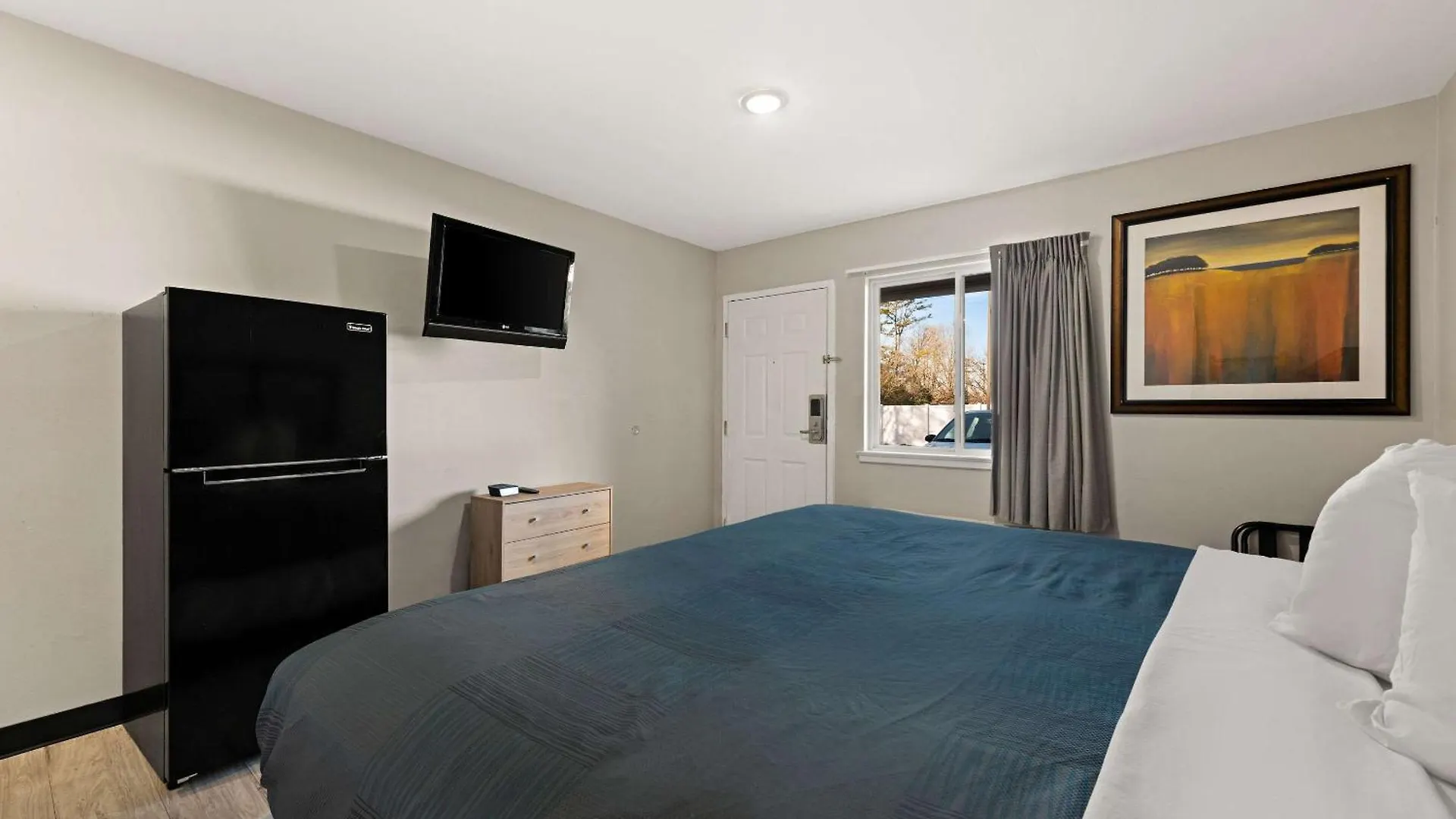 **  Rodeway Inn Charlotte United States